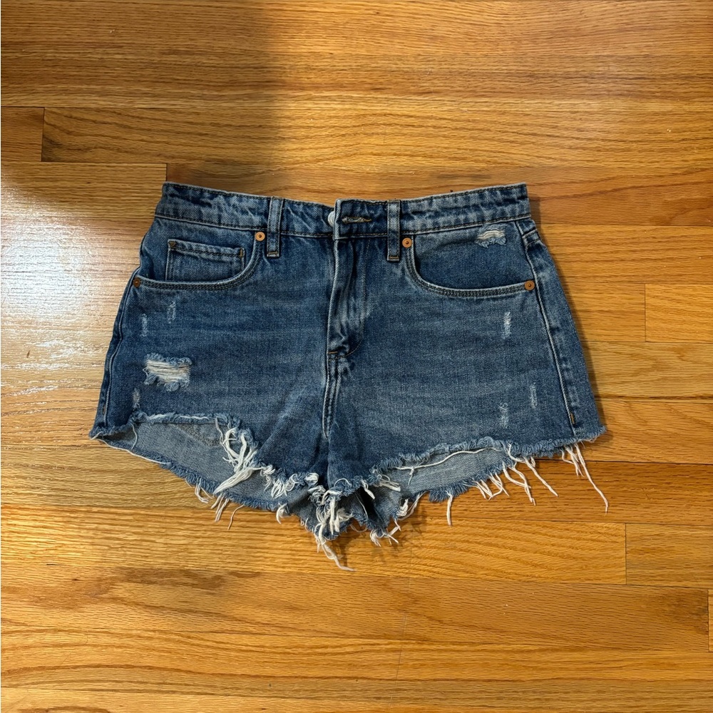 Love the color of these, don’t fit me anymore